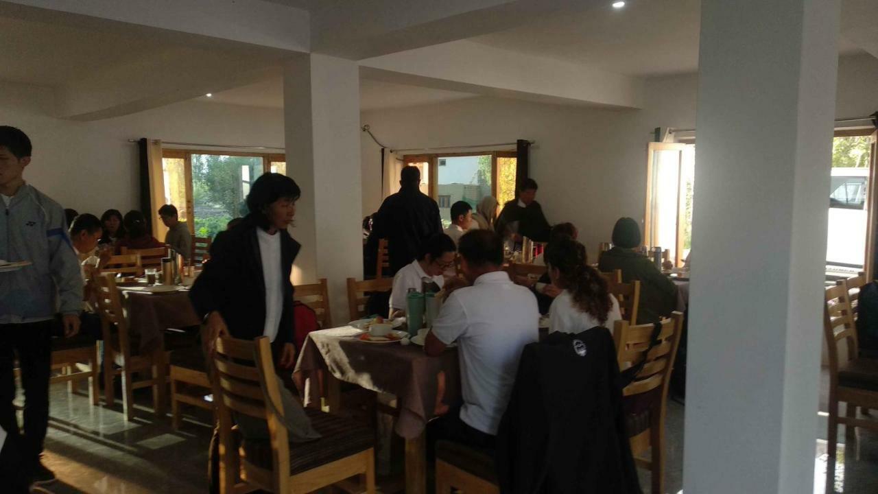 Hunder Residency Hotel เลห์ ภายนอก รูปภาพ